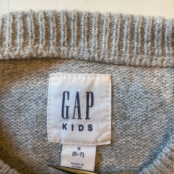 Gap Kids Grey Cotton Dinosaur Sweater Boys Size 6-7 - Picture 2 of 5